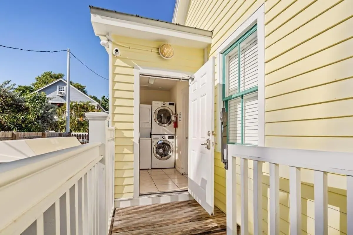 Salvador'S Seclusion Villa Key West United States